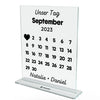Personalisierter Kalender Datum mit Herz und Namen - Personalisiertes Acrylglas